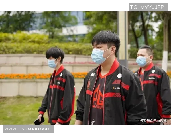FPX战队如何通过力量变革在王者荣耀赛场上重塑辉煌与竞争优势 FPX战队如何通过力量变革在王者荣耀赛场上重塑辉煌与竞争优势