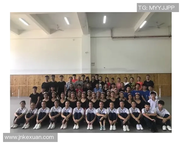 与黄娜对话探索她的街舞生涯与梦想之路